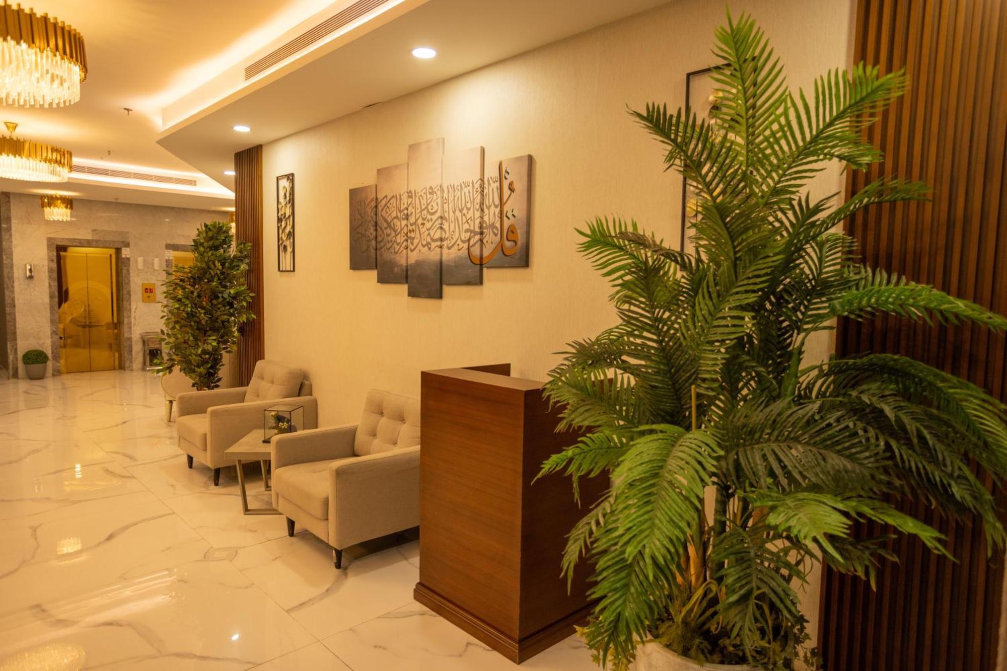 Laten Suites Andalus Mall Jiddah Esterno foto