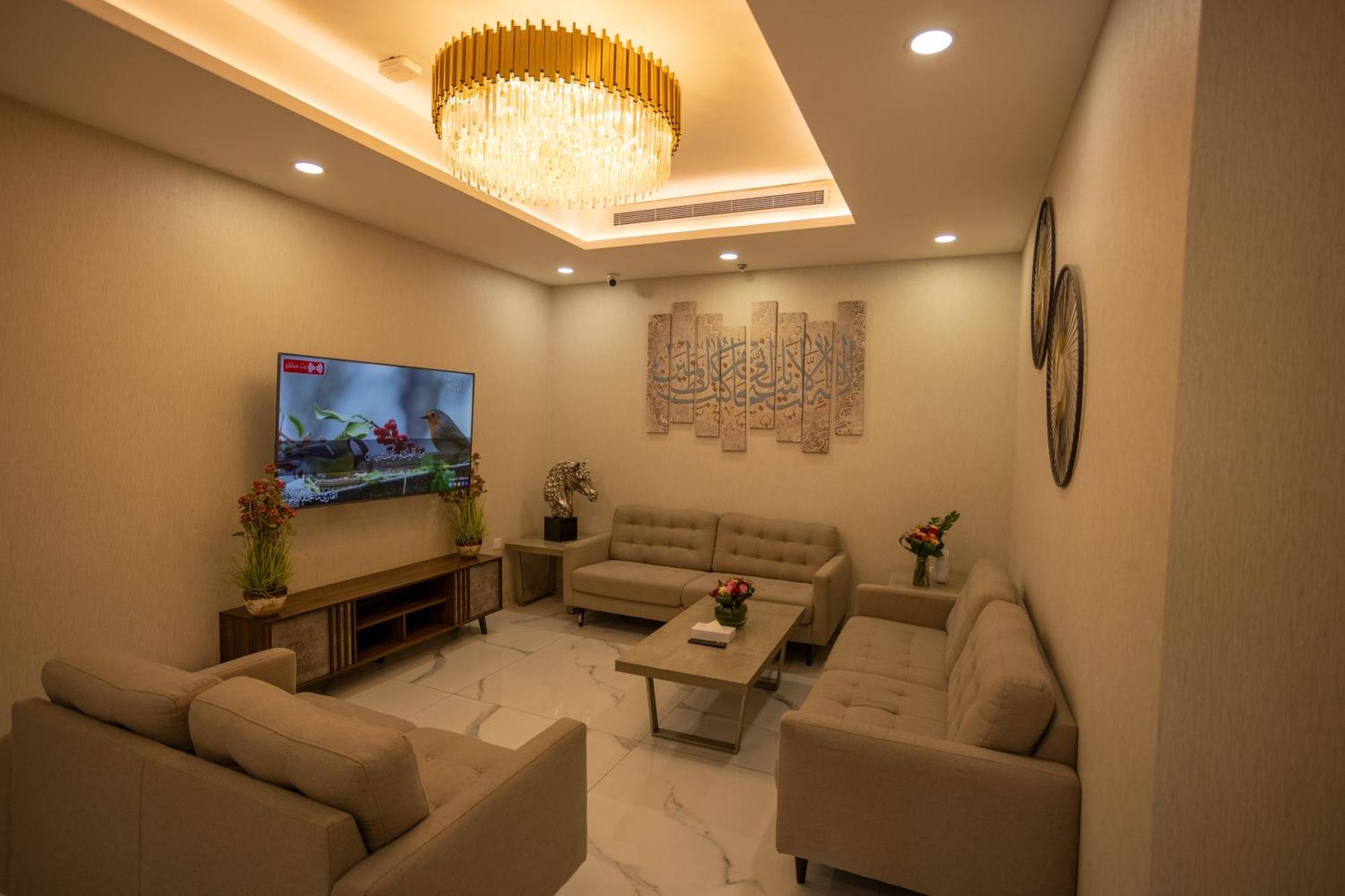 Laten Suites Andalus Mall Jiddah Esterno foto