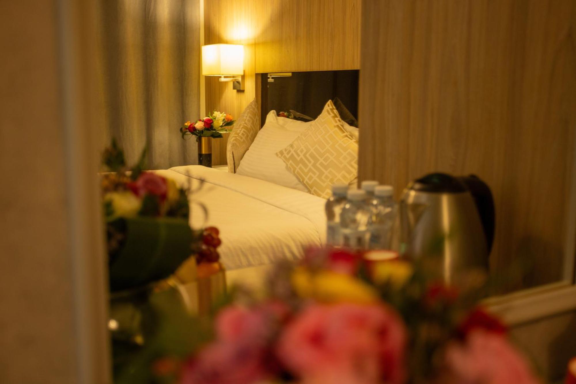 Laten Suites Andalus Mall Jiddah Esterno foto